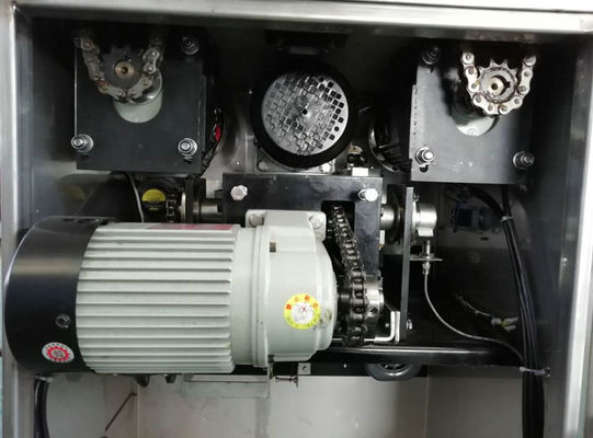 Three Hoppers 1700*920mm Food Encrusting Machine